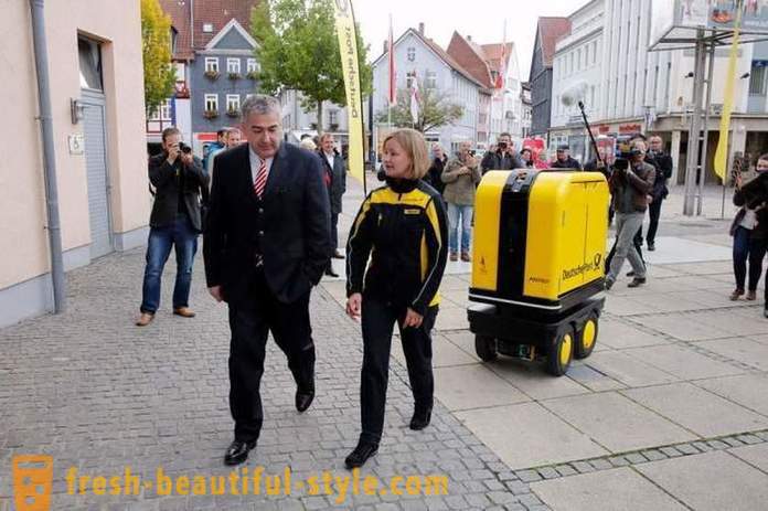 W Niemczech, stworzyliśmy robot-asystent listonoszy i kurierów