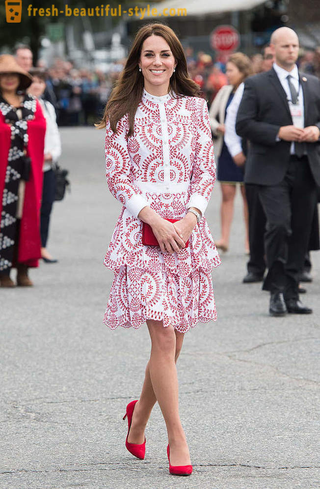Gdy bez zarzutu stylu Kate Middleton złamał królewski strój