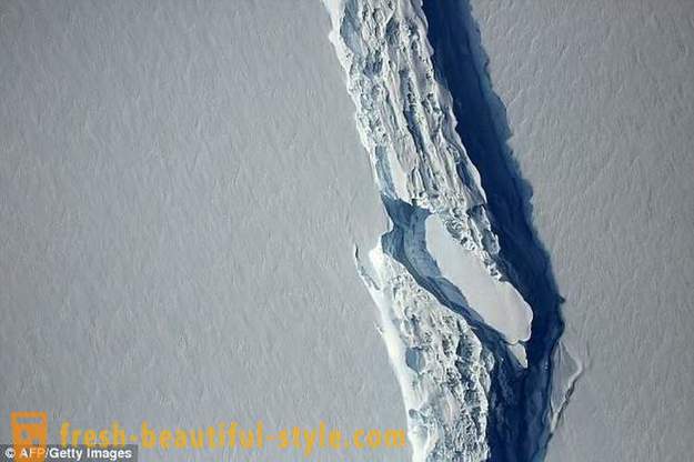 Lodowa z Antarktydy przerwał obszar więcej niż dwóch Moskwie