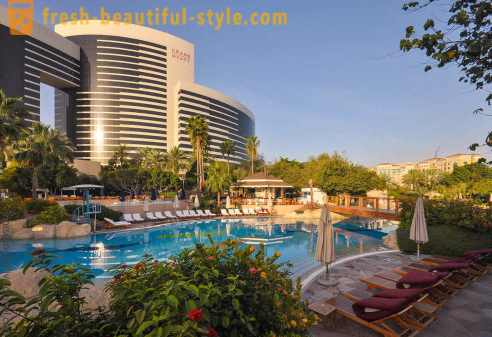 Chodzić na luksusowy hotel Grand Hyatt Dubai