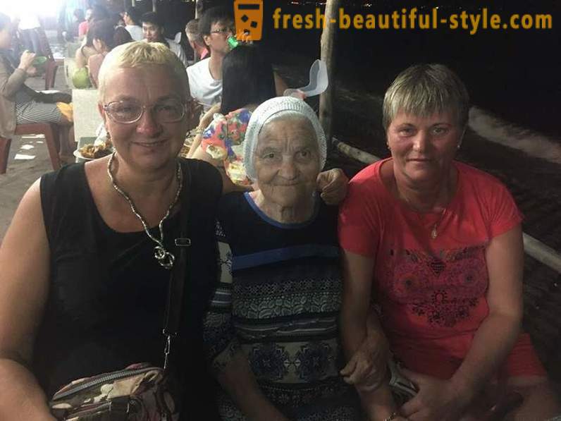 89-letni mieszkaniec Krasnojarsku, podróżując po świecie na jego emeryturę