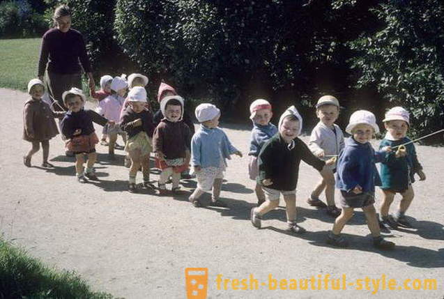 Radziecki przedszkole na spacer