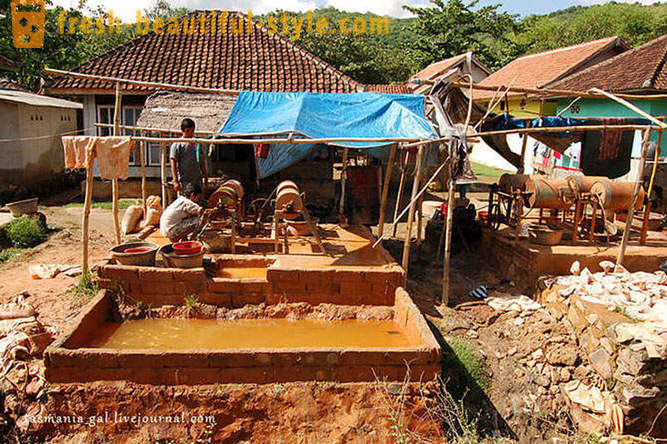 Jak kopalnia złota w Indonezji
