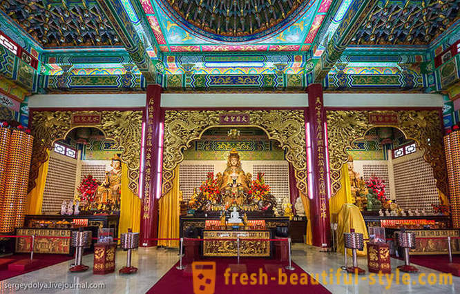 Wycieczka do hinduskich i chińskich świątyń w Kuala Lumpur