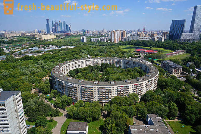 Moskwa „obwarzanek”, czyli opowieść o okrągłym domu