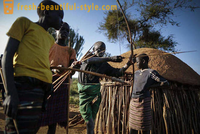 Łucznicy plemienia Pokot z Kenii