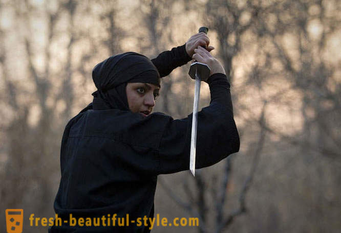 Irańscy female ninja