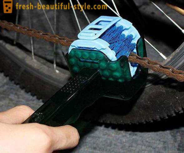 Jak smarować łańcuch rowerowy w domu? Im lepiej smarować łańcuch rowerowy w zimie po zimie?