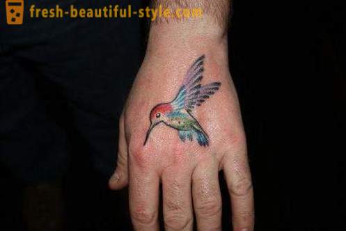 Hummingbird tatuaż - symbol witalności i energii