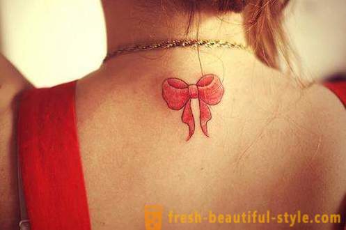 Beautiful kobiet tatuaż - że kotlet i tam, gdzie jest to obraz