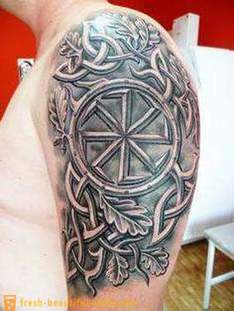 Słowiańska mężczyzna tatuaż na ramieniu