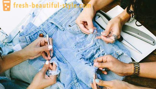 Moda Porady: Jak zrobić otwory i otarcia na dżinsów?